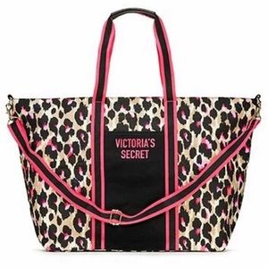 Victoria secrets tote bags